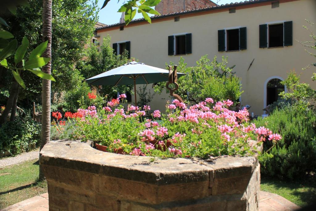 Il Giardino Segreto Ξενοδοχείο Πιέντσα Εξωτερικό φωτογραφία